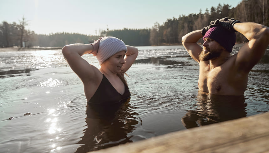 Restituerer kroppen hurtigere i koldt vand?