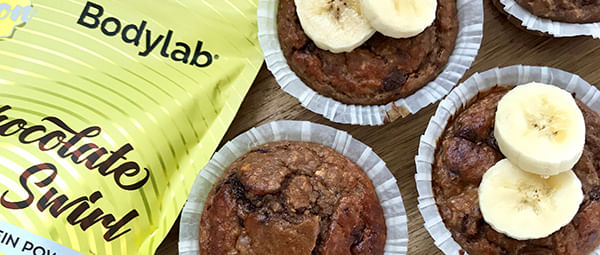 Proteinrige Chocolate Banana Muffins